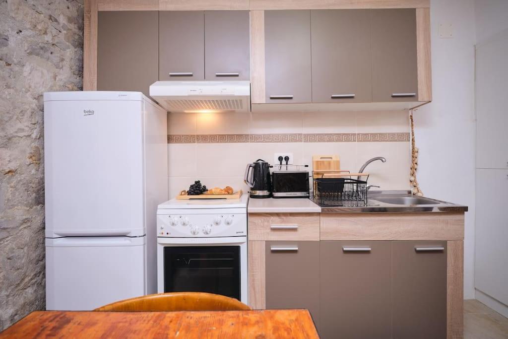 Galeriana Palace By Litto Apartman *